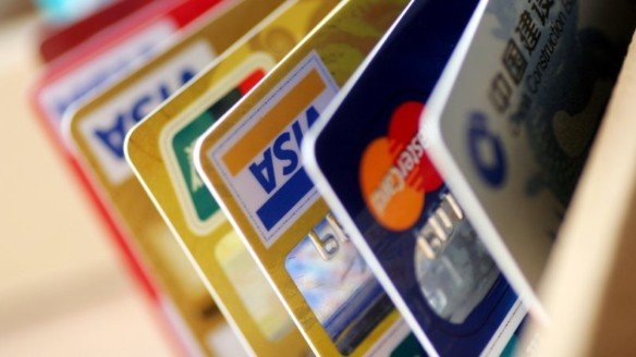 Дебетовые vs кредитные карты