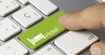booking hotels online